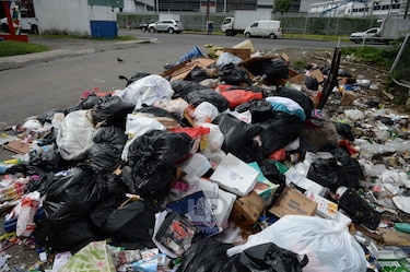 Trabajadores de aseo levantan paro de labores