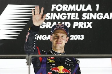 Casco firmado de Vettel bate récord mundial en subasta