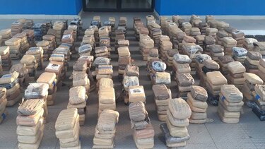 Decomisan 745 paquetes de droga en Los Santos
