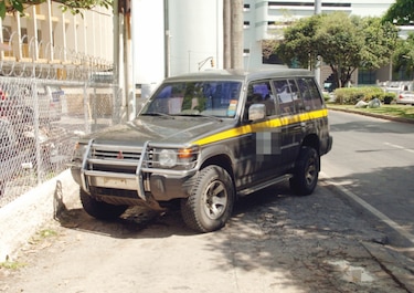 Irrisoria multa por usar autos oficiales fuera de horario