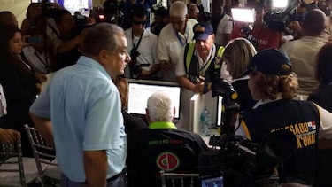 Visita sorpresa de Martinelli al TE