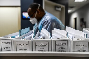 Vacuna contra Covid-19 de Moderna no estará lista antes de elecciones de Estados Unidos
