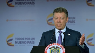 Gobierno colombiano valora cese el fuego de FARC pero no acepta verificación