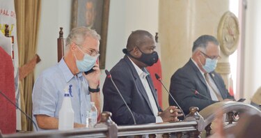 Fábrega aumenta presupuesto