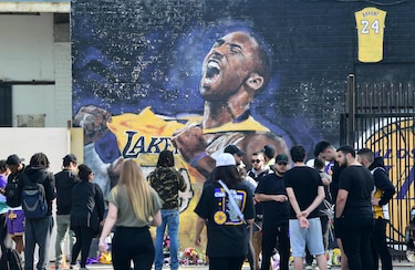 ¿Qué pasó con el helicóptero de Kobe Bryant? La recuperación de los restos avanza lentamente