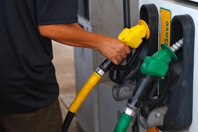 Petróleo de Texas sigue bajando: 2.2% y con el foco en las conversaciones Estados Unidos-Irán