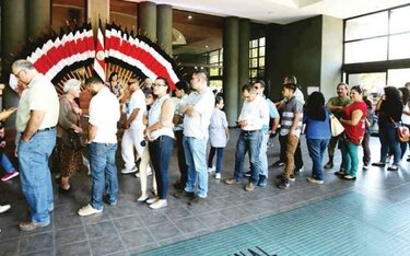 Costa Rica acude a elecciones presidenciales con una oferta fragmentada