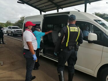 Autoridades deciden mantener los cercos sanitarios en Azuero