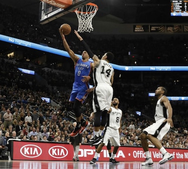 Thunder empatan la serie con los Spurs; Cavaliers toman ventaja ante Hawks
