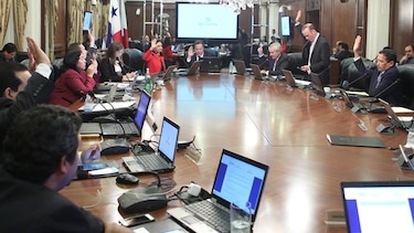 Ejecutivo acoge solicitud de Antai de remover a Corcione y Mizrachi de la ACP
