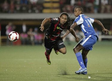 Alajuelense empata 0-0 ante Árabe Unido en Liga de Campeones de la Concacaf