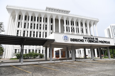 ¿De dónde proviene la mayoría de los abogados en Panamá? Un análisis histórico