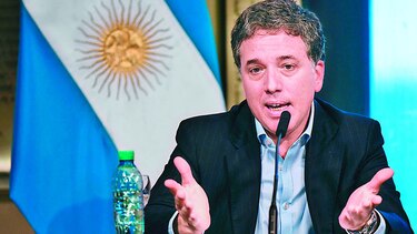 Nuevo ministro argentino admite vínculos con Trump