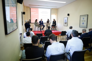 El sector público impulsa la IA con hackatones, universidad y alianzas con la UE y la ONU