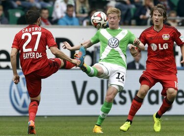 Bayer Leverkusen cae goleado y deja al Paderborn como líder