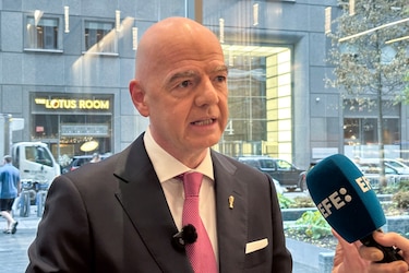 La propuesta de FIFA e Infantino, en jaque por el rechazo masivo del fútbol internacional