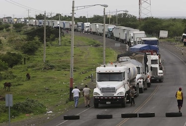 Lanzan amenazas a camioneros tras quedar atrapados en  Nicaragua