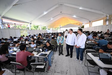 La UNAM detecta intentos de trampa en examen presencial tras la crisis por el uso de IA