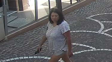Una mujer ‘disfrazada de hombre’ con un tatuaje de serpiente: la sospechosa del atentado con bomba contra un millonario ucraniano en Mónaco