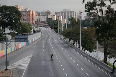 Por qué las acciones de Trump en Venezuela pueden sentar un precedente para regímenes autoritarios en todo el mundo