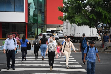 Desempleo en Panamá sube al 9.5% y casi la mitad de los trabajadores están en la informalidad