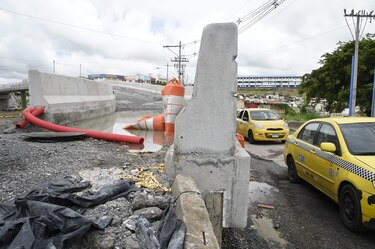 Intercambiador en Arraiján no es seguro para los vehículos; el ancho del carril es muy angosto