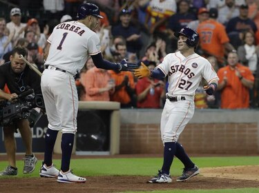 Altuve dispara tres jonrones y Astros vencen a Boston