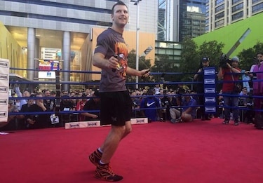 Horn confía en su pegada frente a Pacquiao