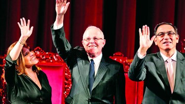 Kuzcynski es proclamado presidente electo