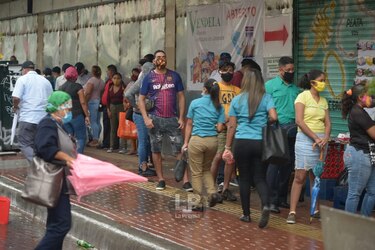 Aumenta la velocidad de transmisión del virus en varias regiones del país; Minsa no descarta establecer una cuarentena