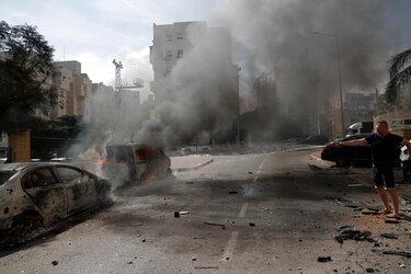 Unos 150 muertos en Israel y más de 1,100 heridos por la fuerte ofensiva de Hamás