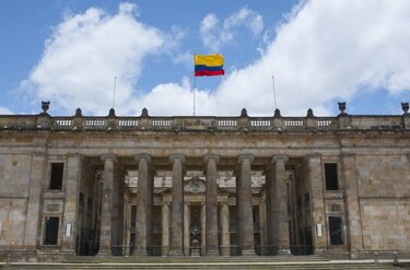 ¿Cómo y quién puede suspender a un presidente en Colombia?