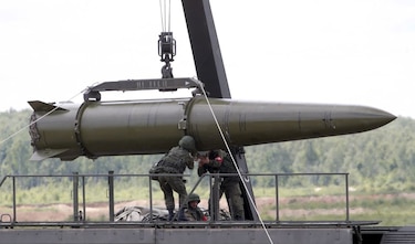 Moscú ensaya lanzamiento de misiles con capacidad nuclear, afirma el Ministerio de Defensa