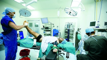 Jornada quirúrgica para reducir mora de operaciones en la CSS