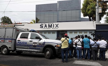 Allanan empresas del expresidente  Antonio Saca