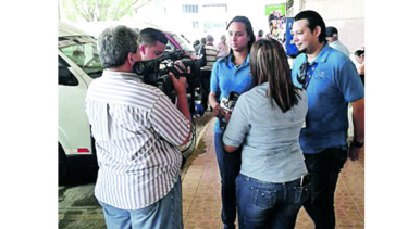 Transportistas les incumplen a jubilados