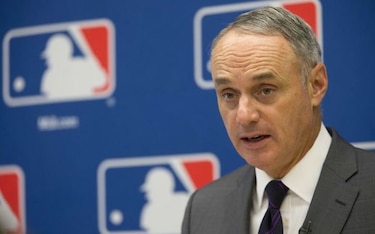 Comisionado de MLB reitera necesidad de más cambios para acelerar partidos
