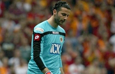 Gol de Galatasaray bajo la lupa: ¿la dejó entrar el arquero?