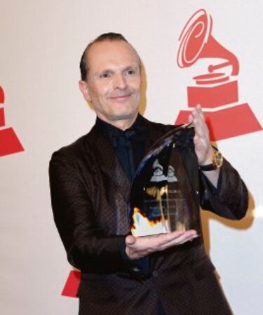 La noche más emotiva de Miguel Bosé