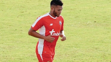 Rolando Blackburn espera que los goles caigan ante Bermudas