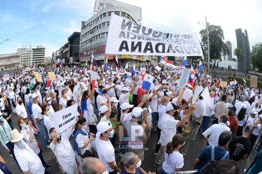 Fotogalería: Imágenes de una tarde de protestas