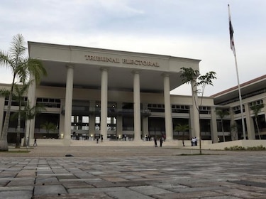 Elevan al TE consulta sobre legalidad de convocatoria de directorio del PRD