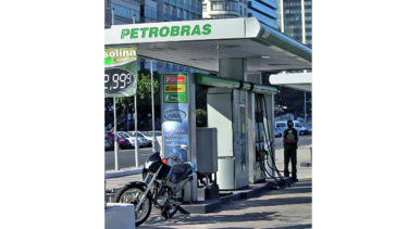 Petrobras trabaja para reducir deuda
