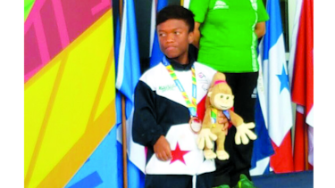 Debut y medalla para Panamá