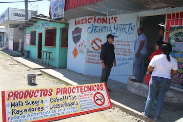 Refuerzan controles de seguridad para la venta de juegos pirotécnicos