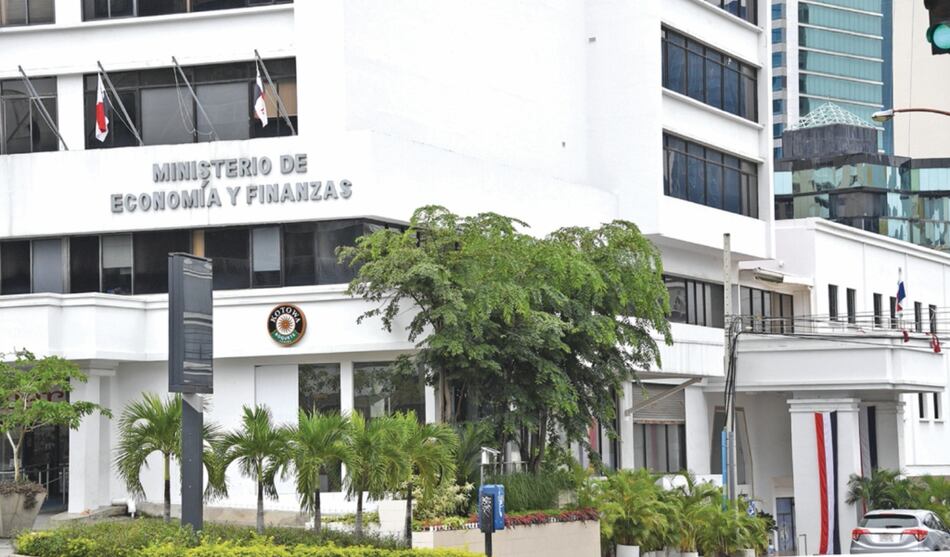 Los municipios más beneficiados con las transferencias del MEF: ¿cómo la política influye en la distribución de fondos públicos?