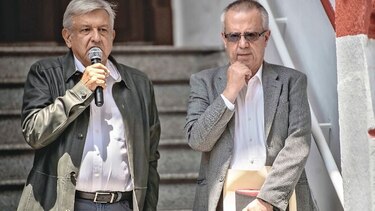 Ministro de Hacienda de México renuncia