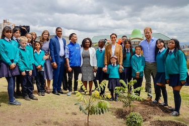 Los duques de Sussex visitan un colegio en Bogotá nominado entre los 10 mejores del mundo