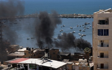 Israel bombardea Gaza por aire y con artillería en escalada militar que suma más de 120 muertos
