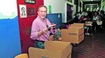 Inicia carrera por control del PRD